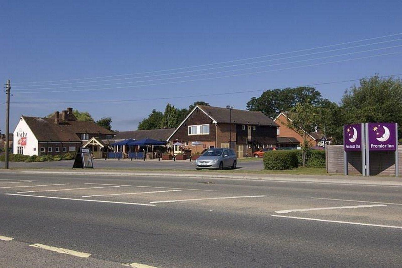 Premier Inn Southampton West Ower Exterior photo